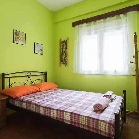 Lovely Small At Center Апартаменты